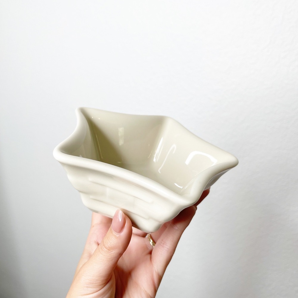 Longaberger Pottery Woven Traditions‎ Ivory Star Bowl Small Cream Stoneware USA